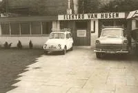 Historisches Schwarzweißfoto der ersten Geschäftsräume von Elektro van Husen